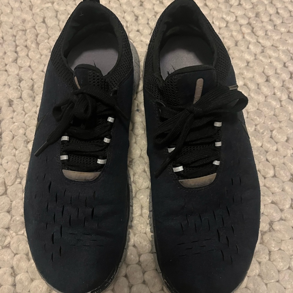 Nike mens free OG black/navy size 10 used